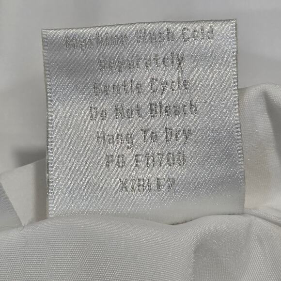 Coquette Elisabeth Williams M, Vintage White Button-up  Blouse w/ Lace Detailing - Picture 5 of 10